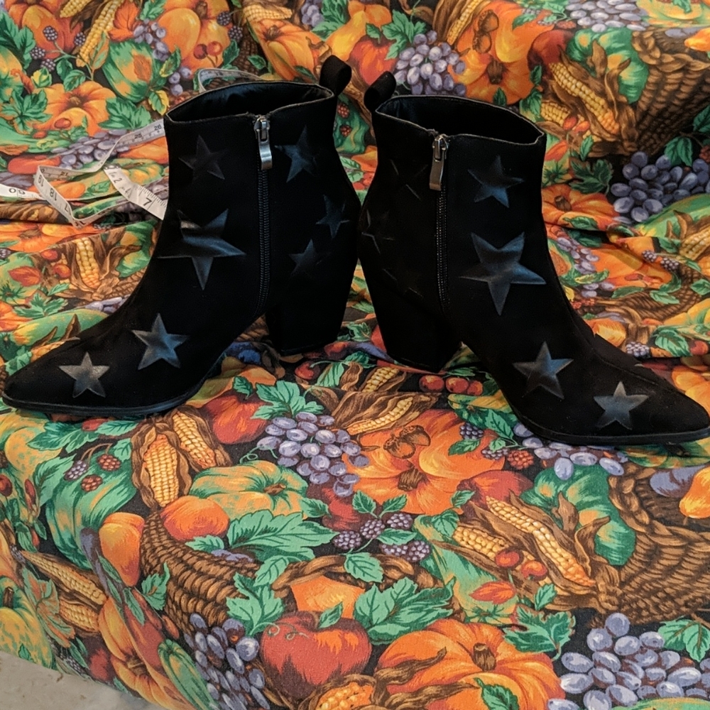 Navy/Black suede booties - Picture 10 of 12